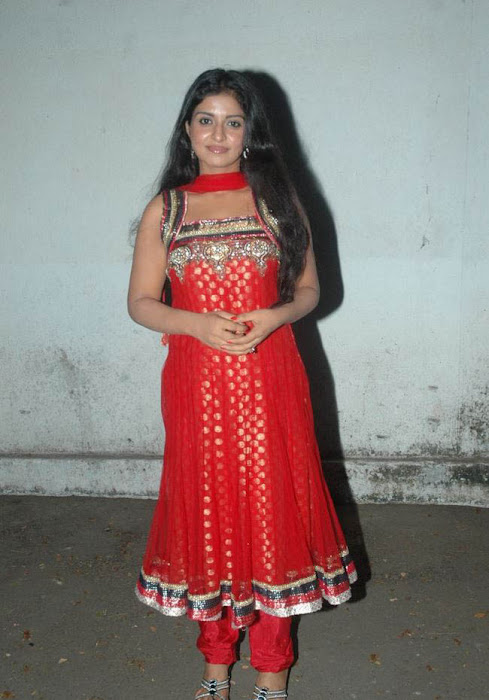 athmiya new actress pics